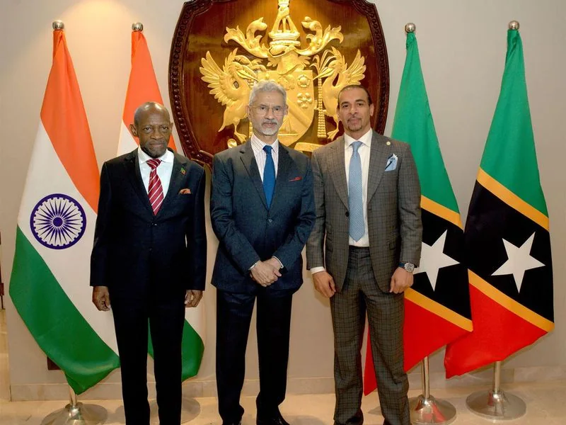 Gurdip Dev Bath with the foreign ministers of India and Saint Kitts and Nevis