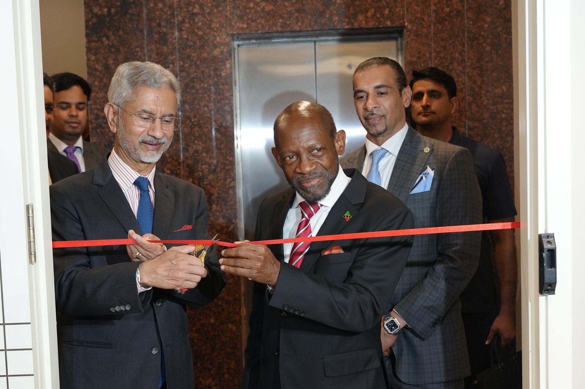 Gurdip Dev Bath and dignitaries opening the High Commission in New Delhi